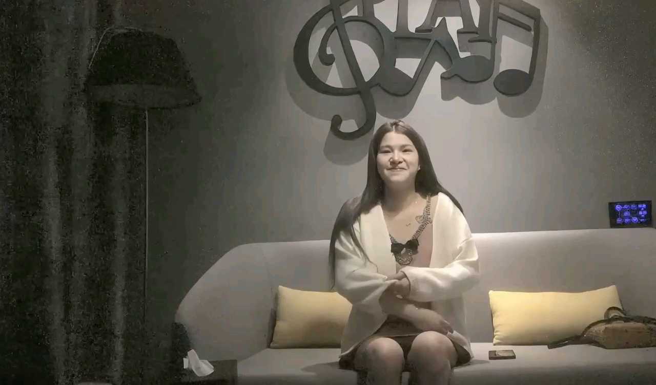 沈先生约吊带裙高顏值萌妹子啪啪，叫聲好嗲!海报剧照