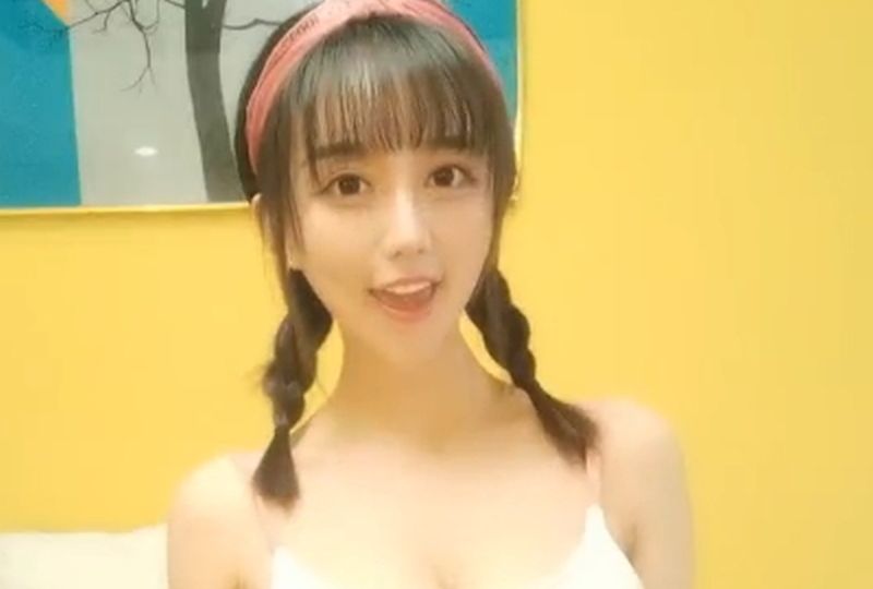 混血女神性感情趣装诱惑!海报剧照