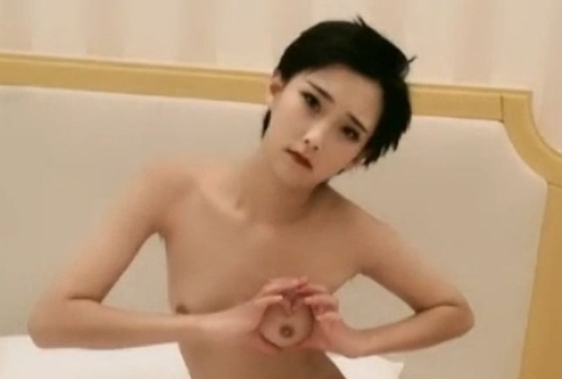 火爆震撼6P粉嫩妹子!海报剧照