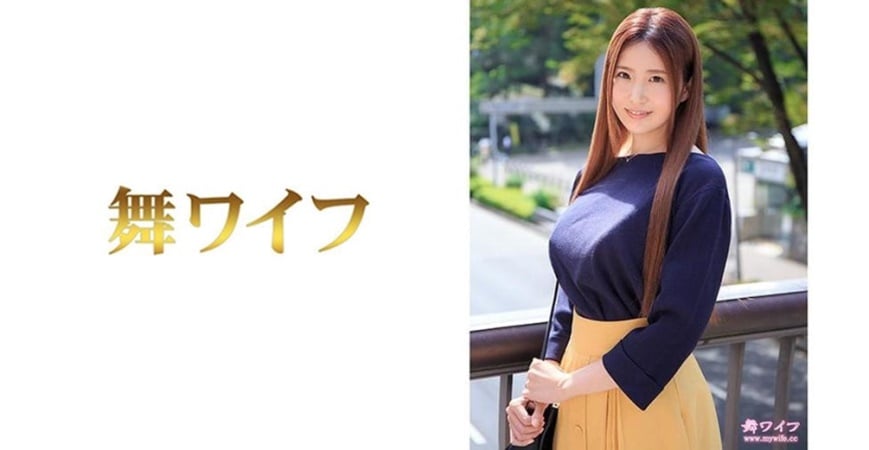 巨乳人妻的不倫之戀海报剧照