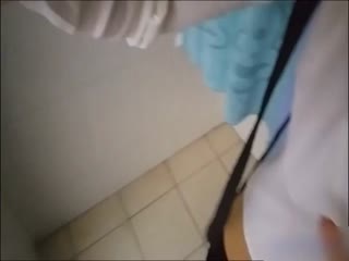 吃完宵夜把女白领带到出租屋啪到她说脚软海报剧照