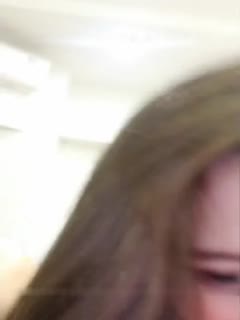 KK美女直播乱伦，玩自己的弟弟海报剧照