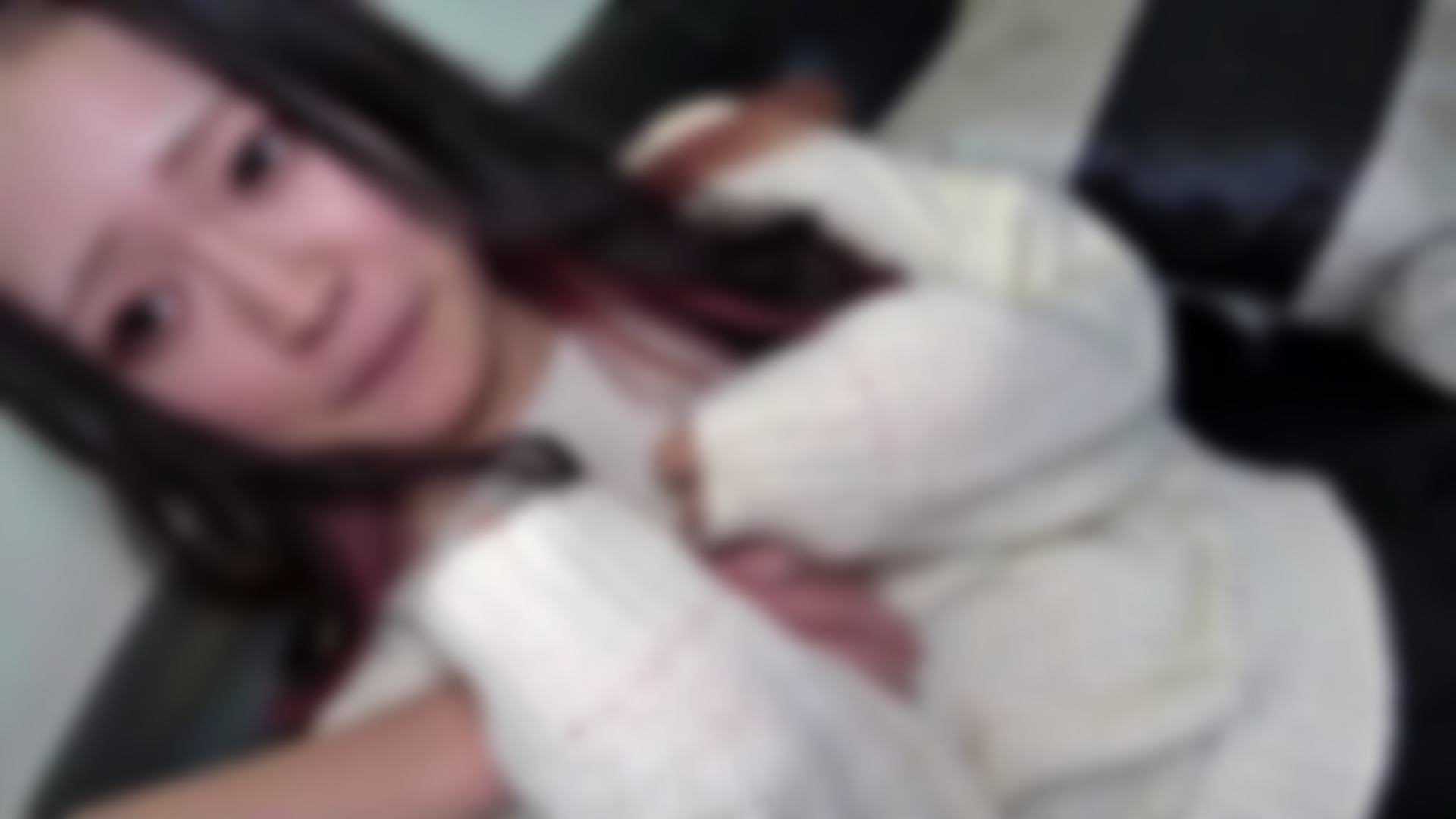 灵敏度超群！大眼睛可爱的18岁皮肤白皙苗条。用恋人玩儿敏感的身体感觉卷起大量潮吹。本能的坦率的反应抑制不-cd1海报剧照