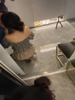 巨乳美女黑丝大长腿被强行插入海报剧照