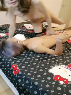#异国女团 00海报剧照