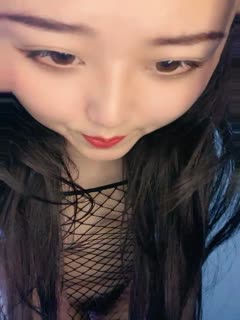 气质美女全身网袜露出海报剧照