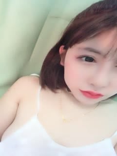 颜值很高的美女主播不停向狼友们展示自己的翘臀福利海报剧照