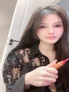 2部颜神9分超高颜值微整女神，魔鬼级别的身材【纯欲值满分】难得三点全露，初恋般的感觉，高价收费也挡不住数万老狼围观_1_ev......海报剧照